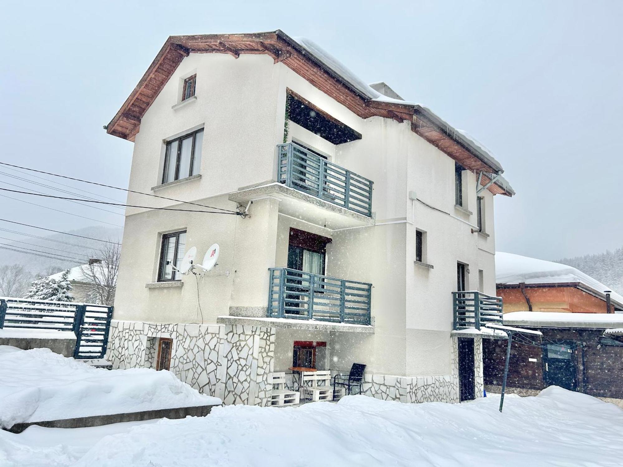 Hotel Bulgarane House Govedartsi Esterno foto